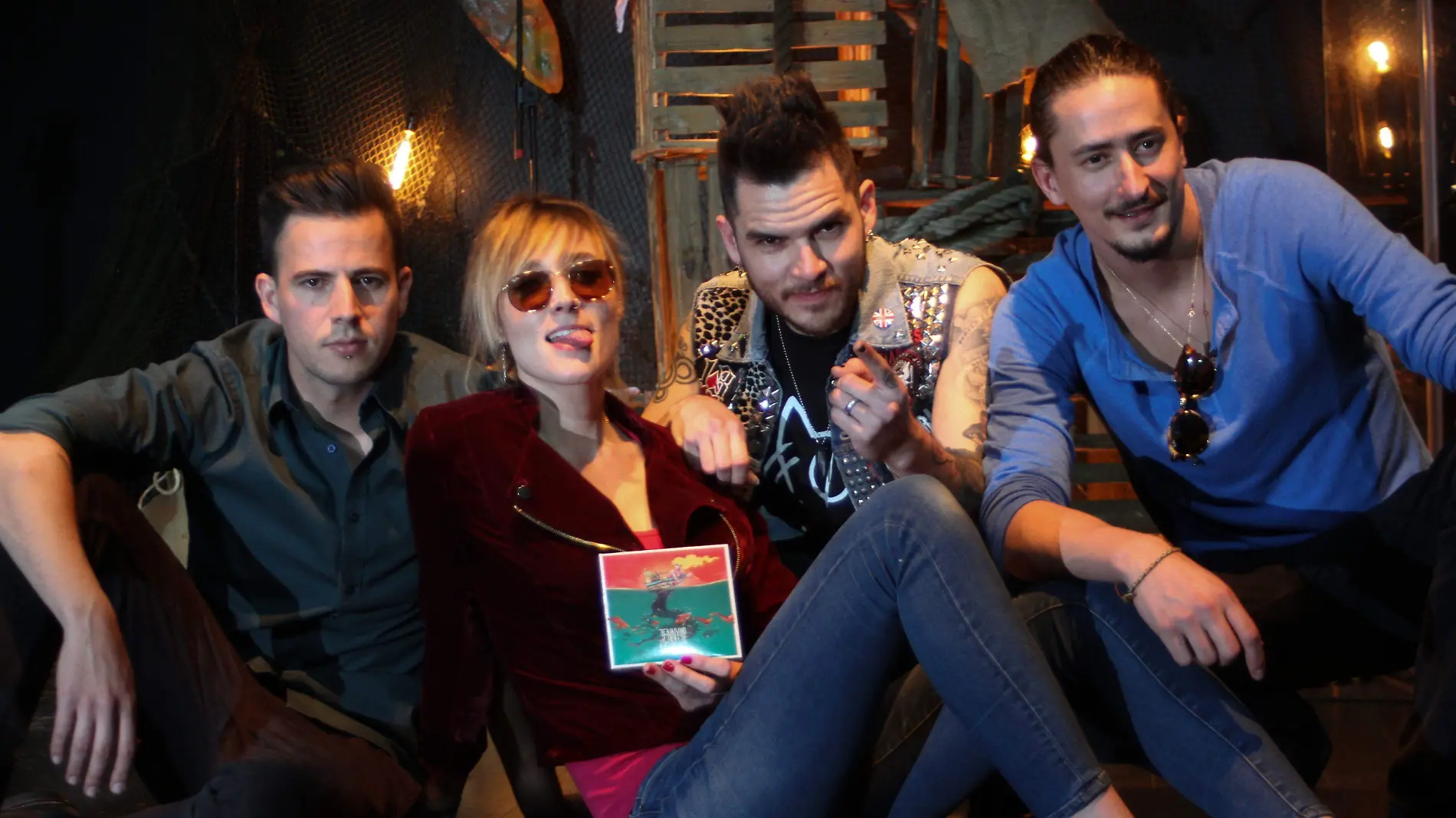 597921_Jenny and the Mexicats-4_impreso